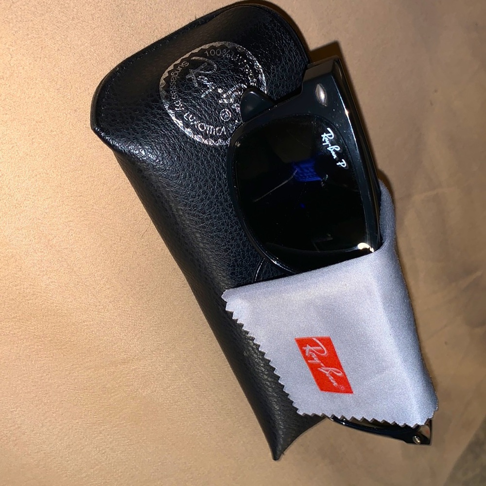 RAY-BANS NEW WAYFARER CLASSIC POLARIZED